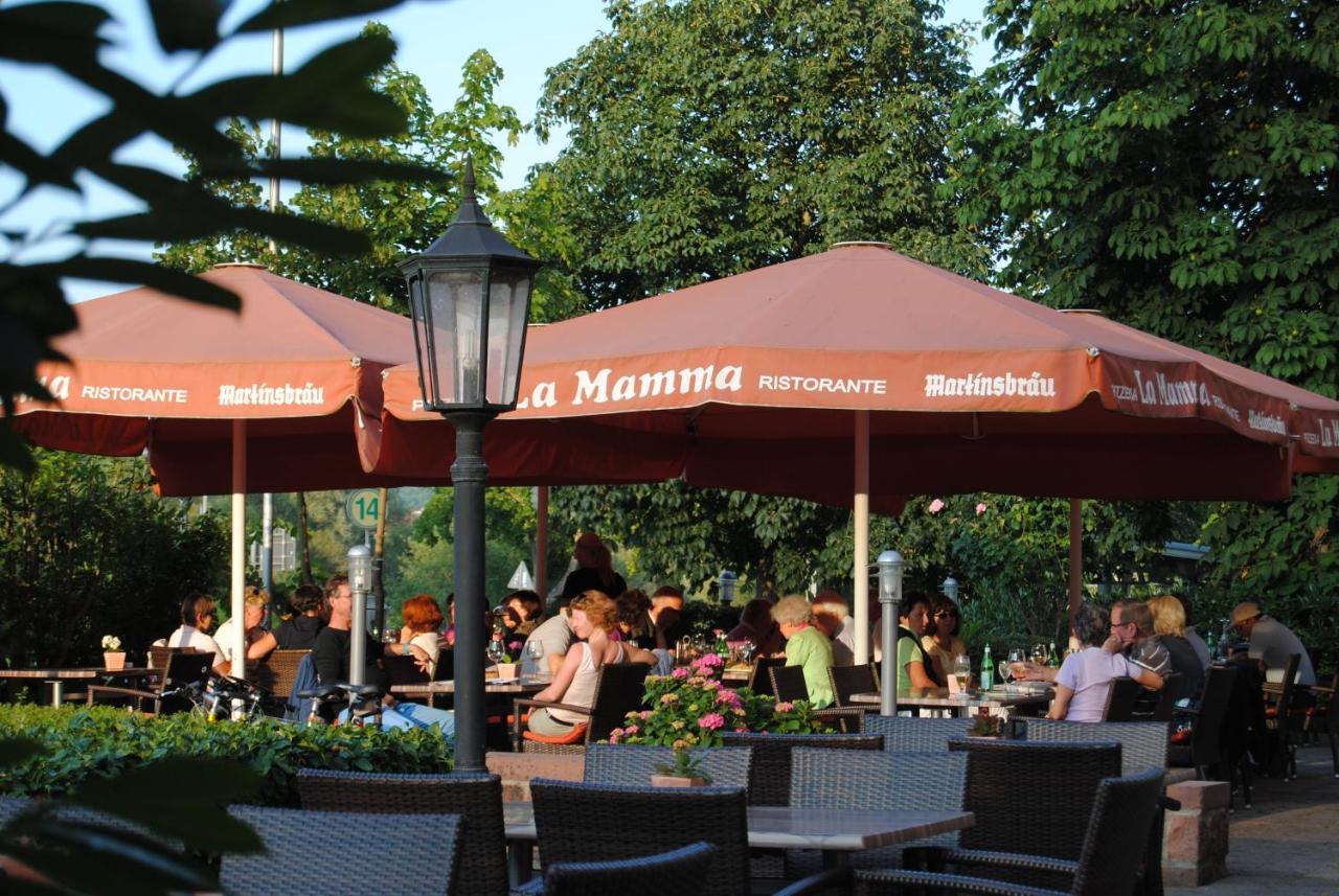 Hotel Bronnbacher Hof Вертхайм Екстериор снимка